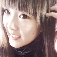 撰写部门的同事在加急处理客户的案件资料